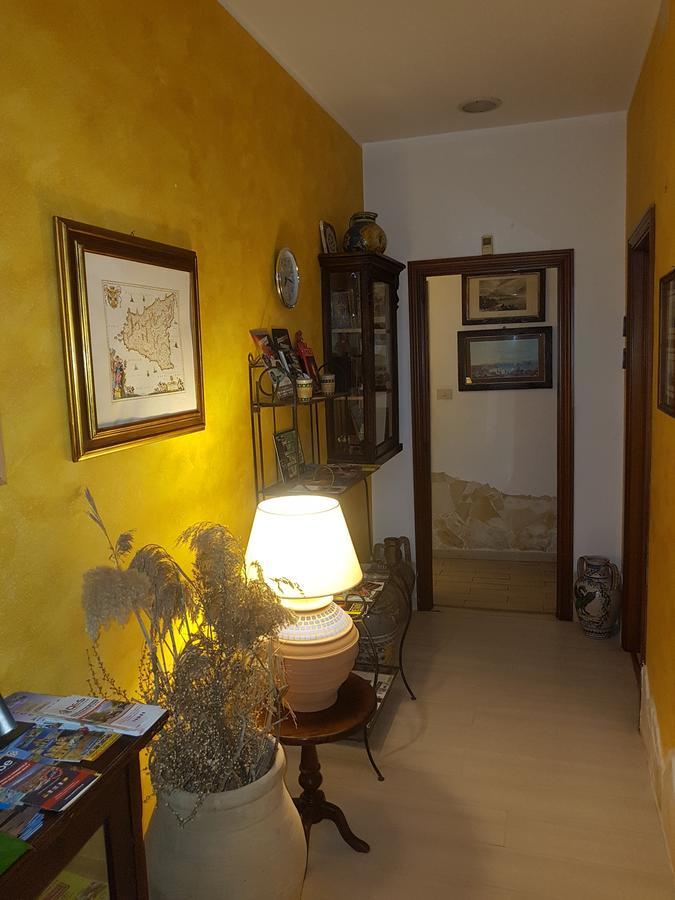 Hotel Borgo Marinaro à Aci Castello Extérieur photo