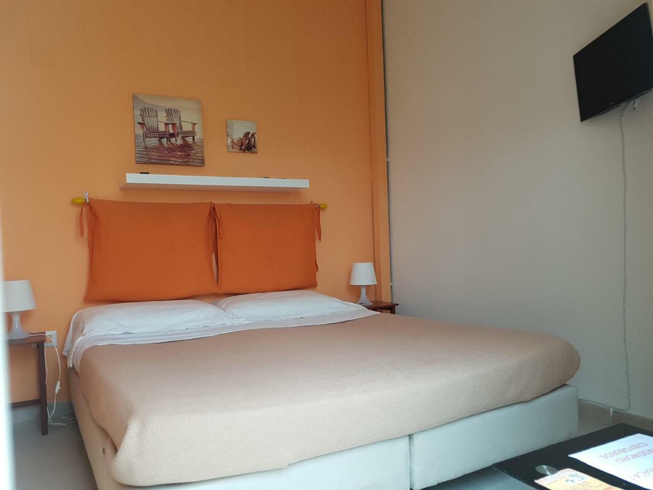 Hotel Borgo Marinaro à Aci Castello Extérieur photo