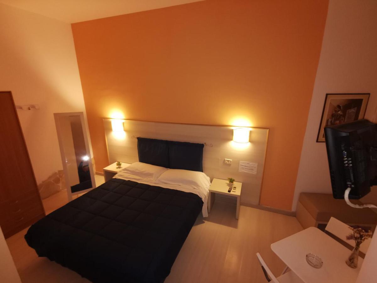 Hotel Borgo Marinaro à Aci Castello Extérieur photo
